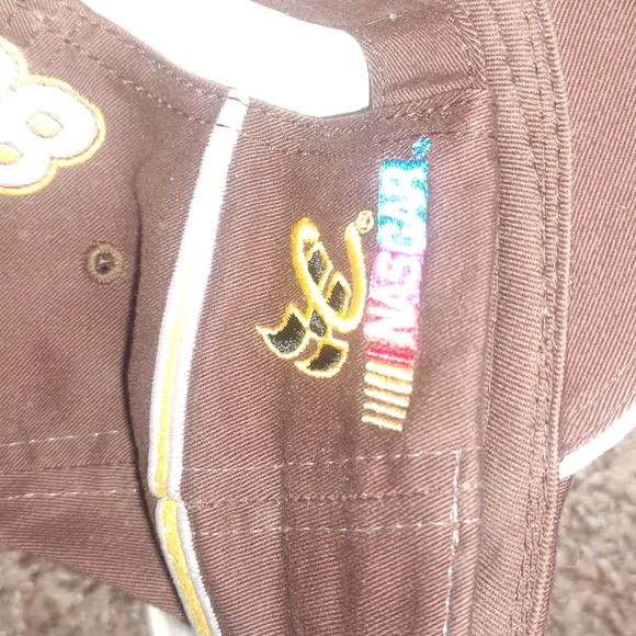 Vintage Nascar Dale Jarrett #88 UPS Racing Hat BNWT One Size Brown - Picture 7 of 13